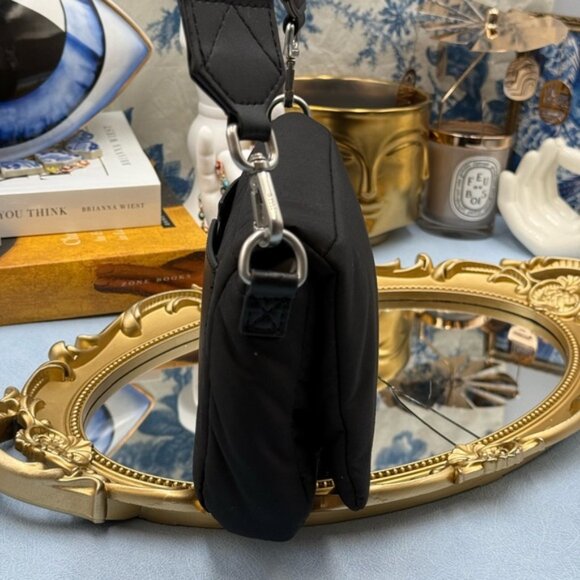 🆕 AMI PARIS 🧿 NWOT Ami de Cœur Crossbody Lunch Box Bag - Picture 6 of 16